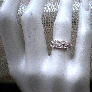 Gorgeous Antique Art Deco Solid Platinum Diamond Cluster Anniversary Band Ring